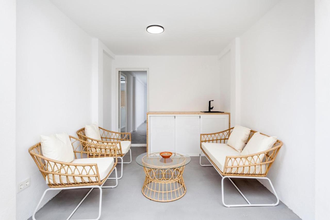 Vila Three Floor House With Terrace Valencie Exteriér fotografie