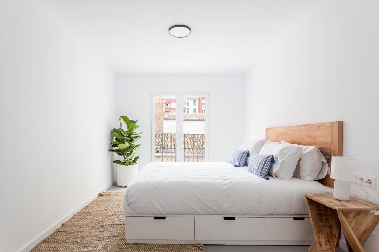 Vila Three Floor House With Terrace Valencie Exteriér fotografie