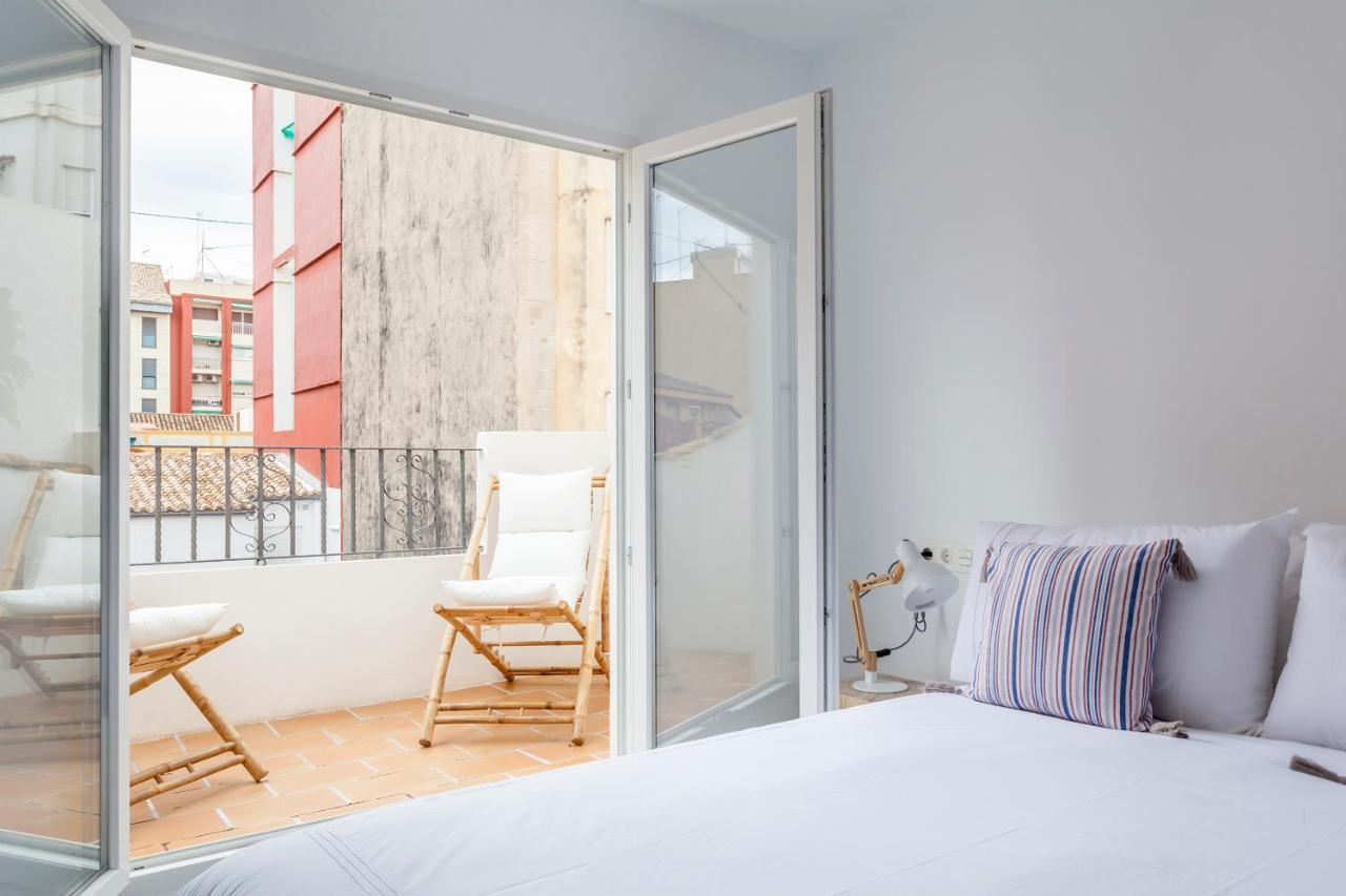 Vila Three Floor House With Terrace Valencie Exteriér fotografie
