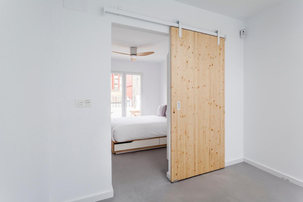 Vila Three Floor House With Terrace Valencie Exteriér fotografie